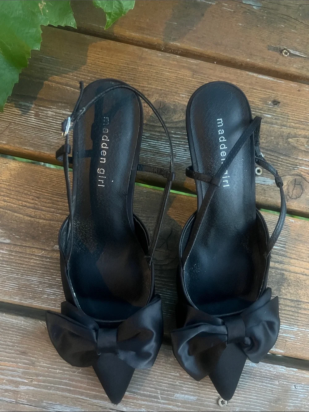 Madden Girl sleek pointed